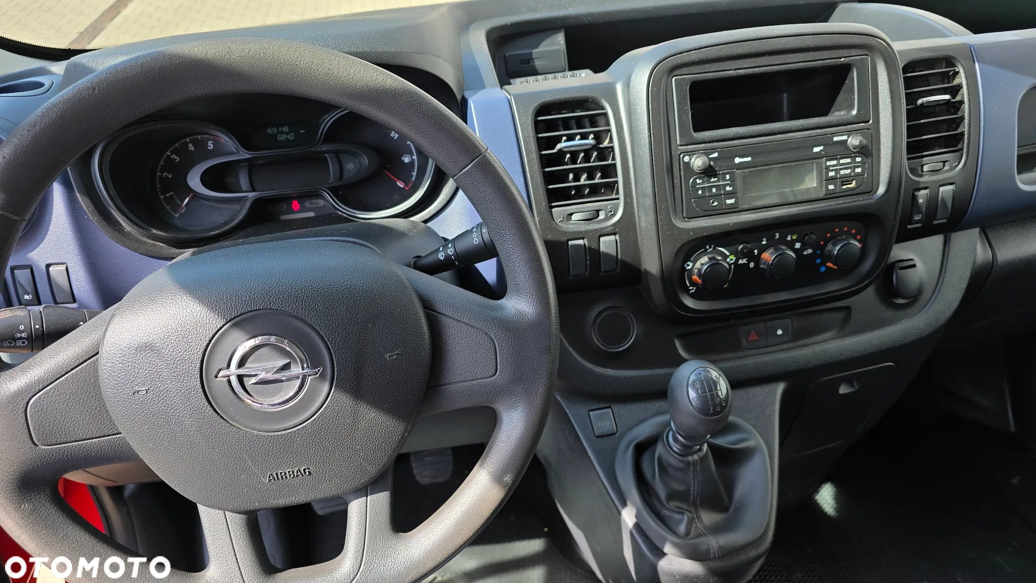 Opel Vivaro 1.6 D (CDTI) L2H1 - 16