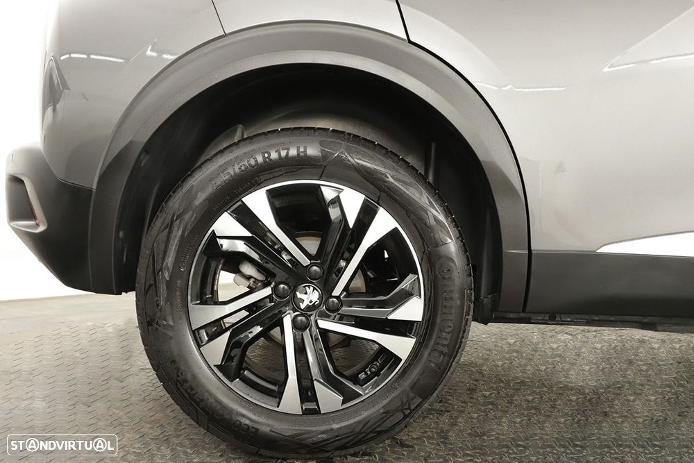 Peugeot 2008 1.2 PureTech Allure EAT8 - 5