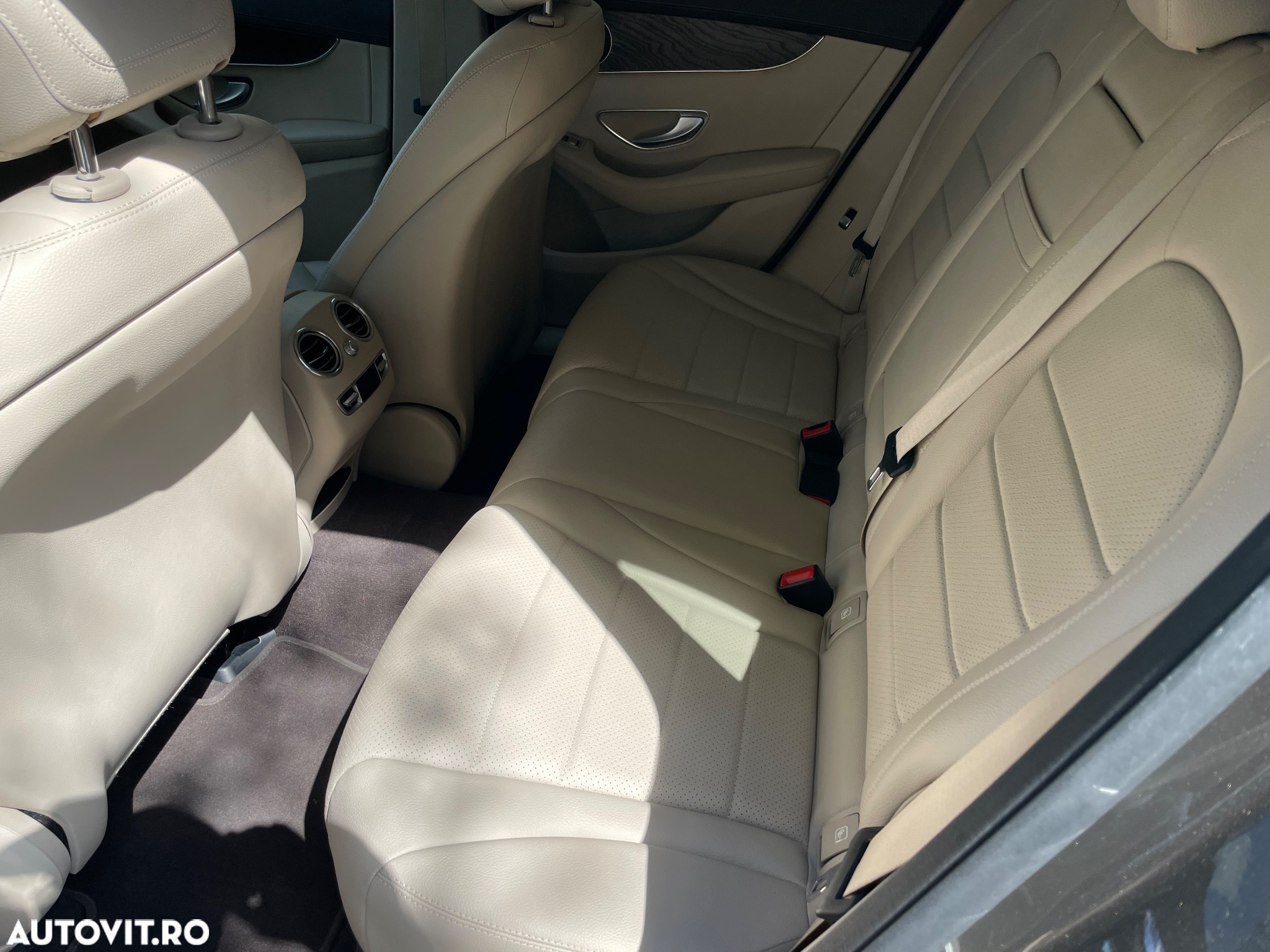 Mercedes-Benz GLC 220 d 4MATIC - 8
