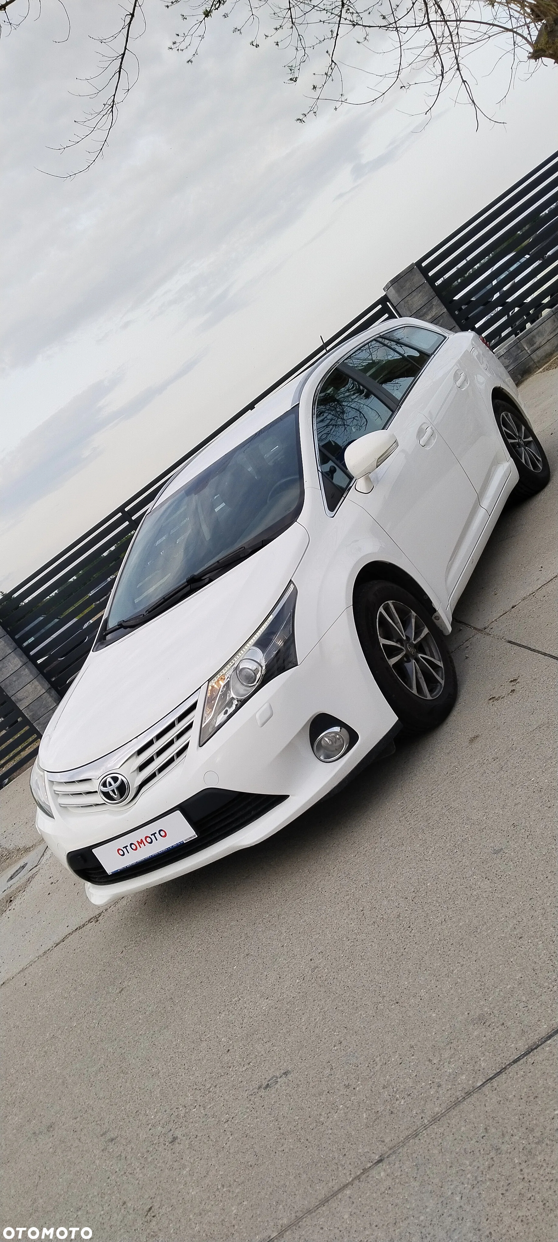 Toyota Avensis Combi 2.0 D-4D Edition - 30