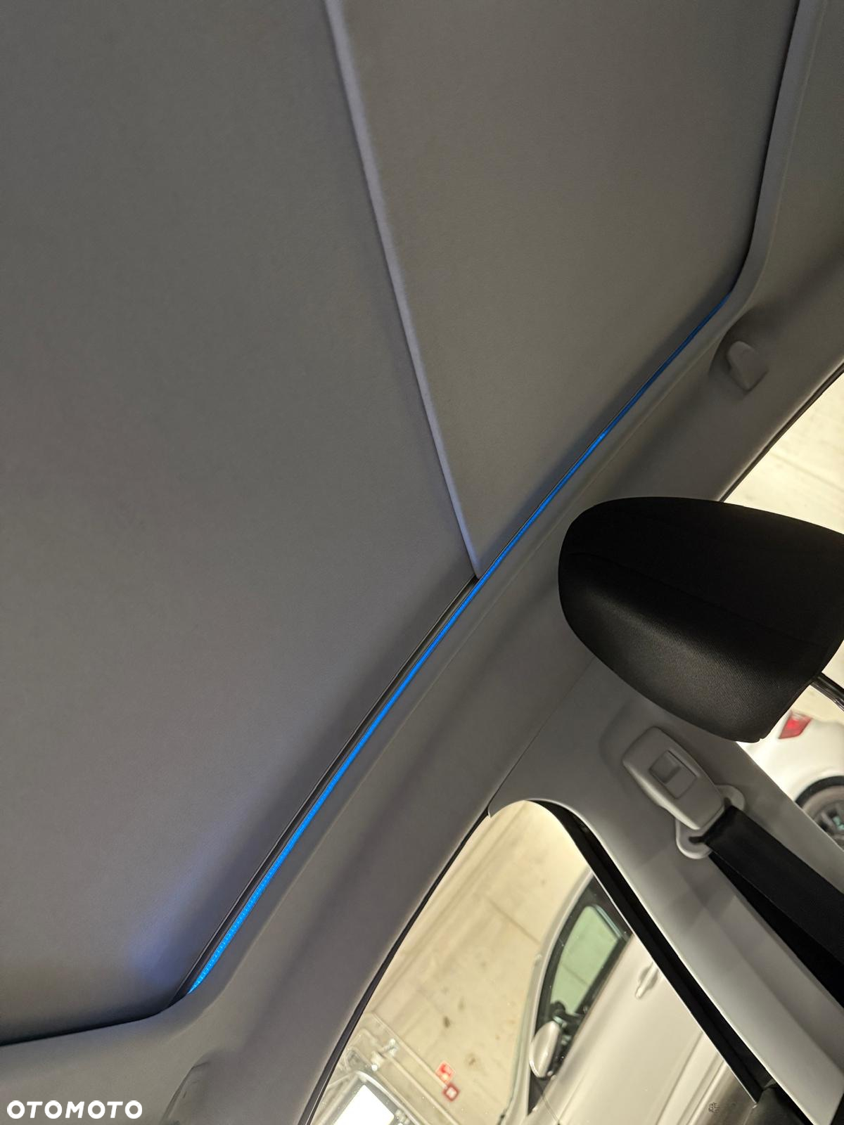 Peugeot 208 1.2 PureTech Allure - 19
