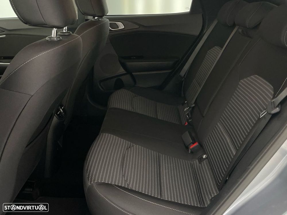 Kia XCeed 1.0 T-GDI Dynamic - 12