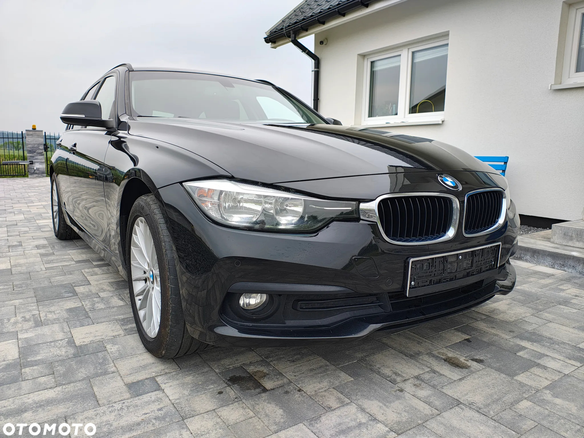 BMW Seria 3 320d Sport Line Shadow - 4