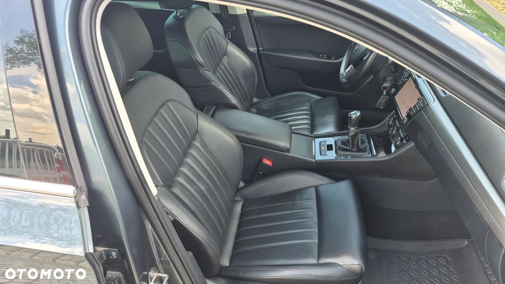 Skoda Superb 2.0 TDI Style - 10