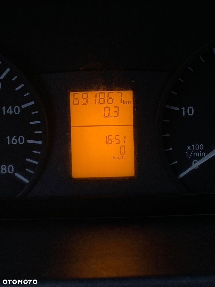 Mercedes-Benz Sprinter 515 CDI 21 miejsc siedzących + 5 stojących - 7