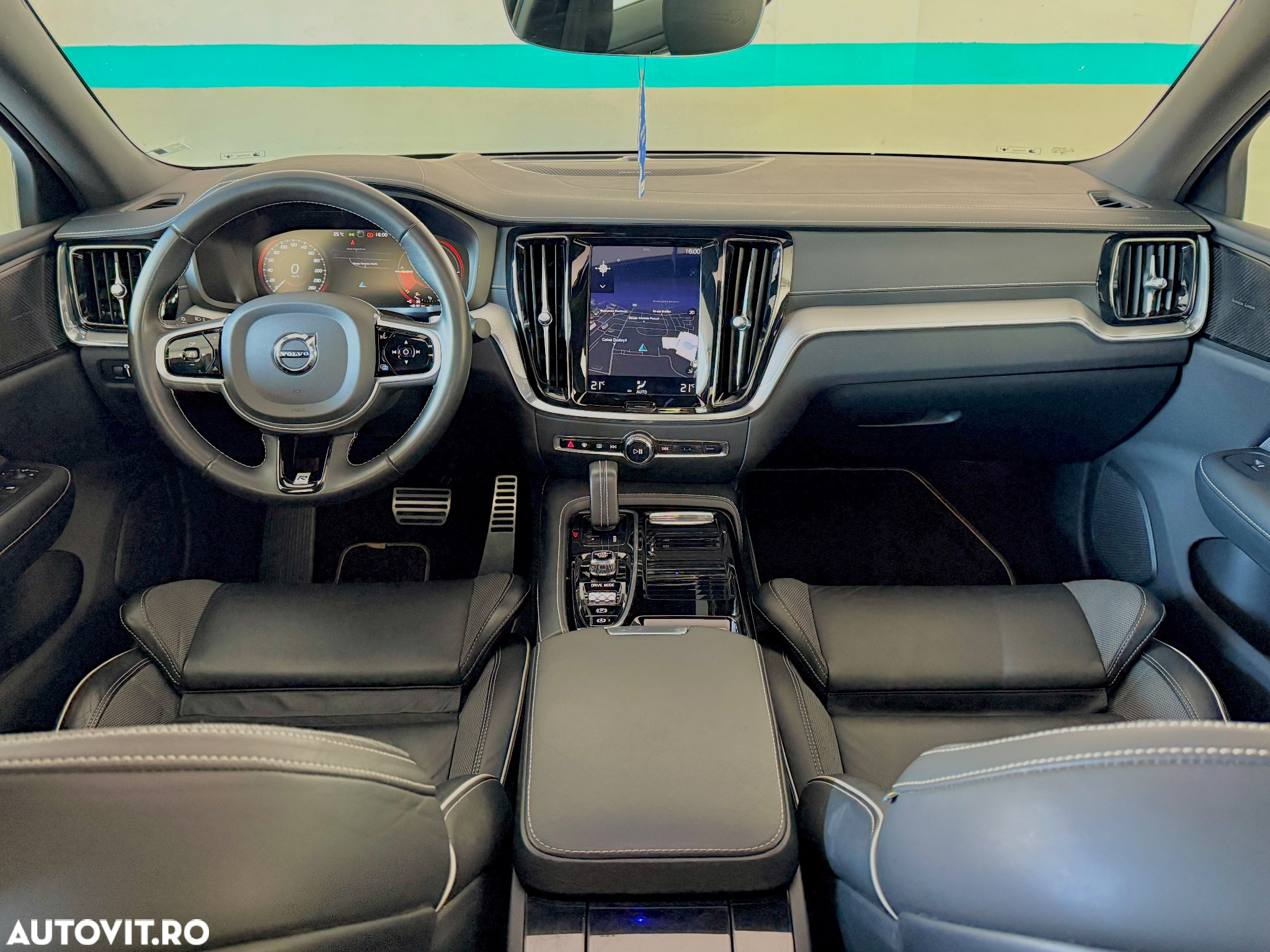 Volvo S60 T8 Twin Engine AWD Geartronic RDesign - 7