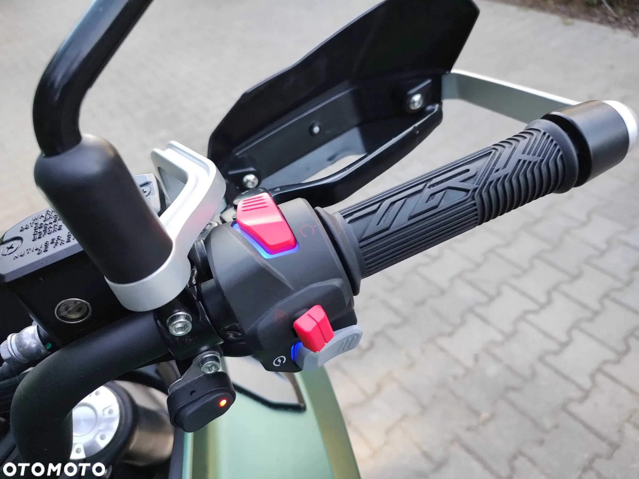 Benelli TRK 702 - 6
