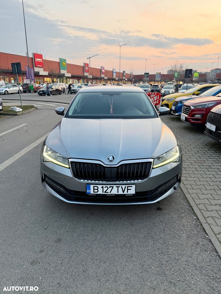 Skoda Superb 2.0 TDI 4X4 DSG Laurin & Klement - 1