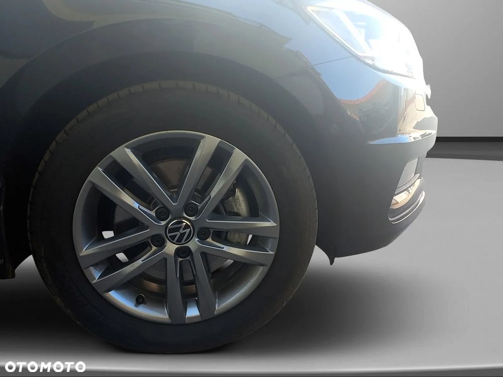 Volkswagen Touran 2.0 TDI BMT Comfortline Plus DSG - 23