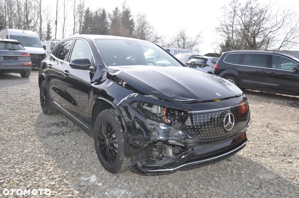 Mercedes-Benz EQA 250+ AMG Line - 5