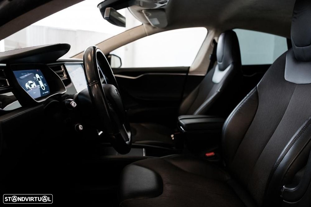 Tesla Model S 85 - 5