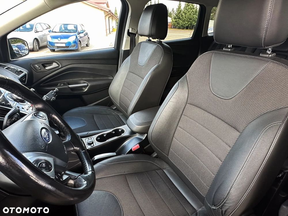 Ford Kuga 2.0 TDCi 4x4 Titanium - 20