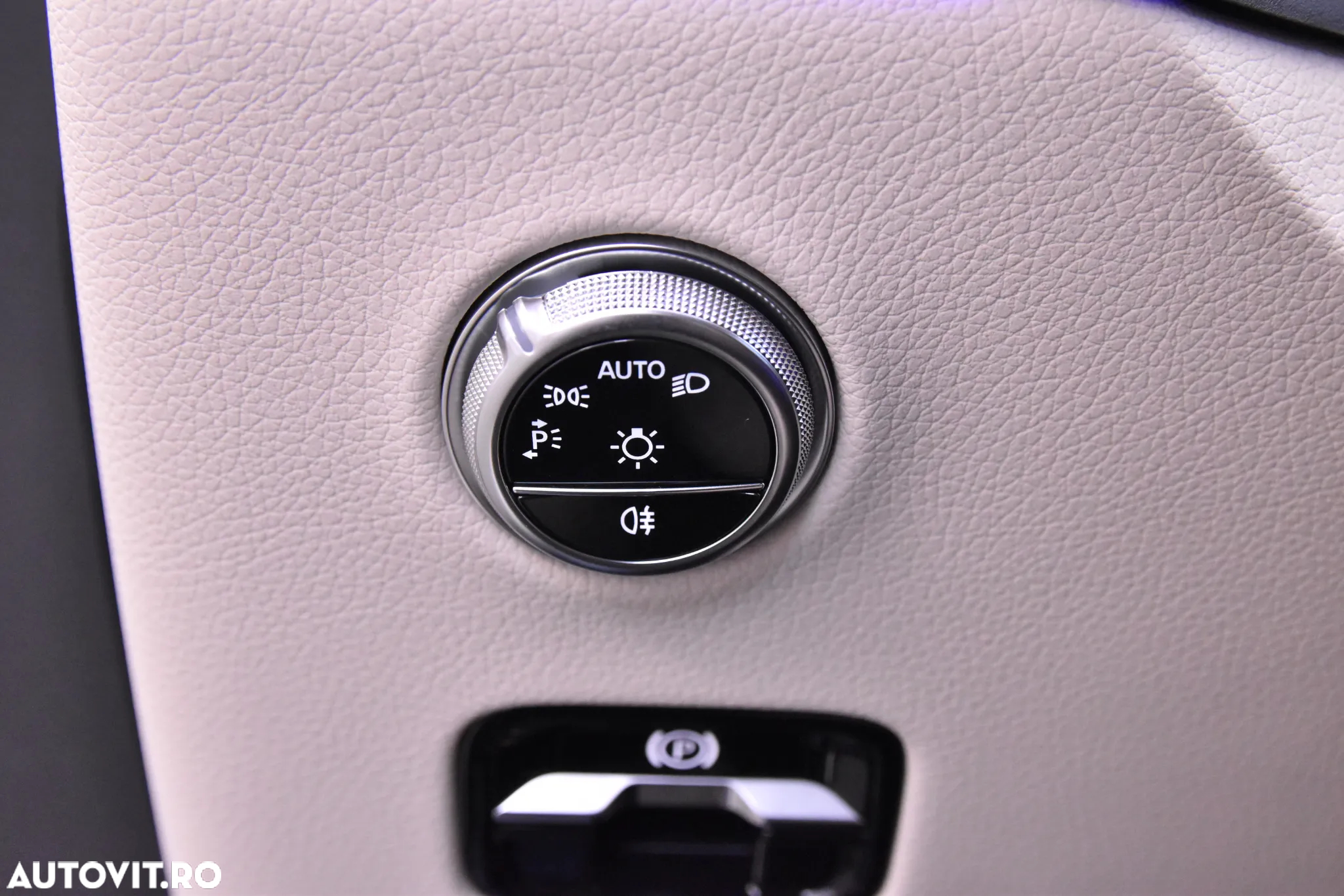 Mercedes-Benz GLC 300 e 4MATIC - 15