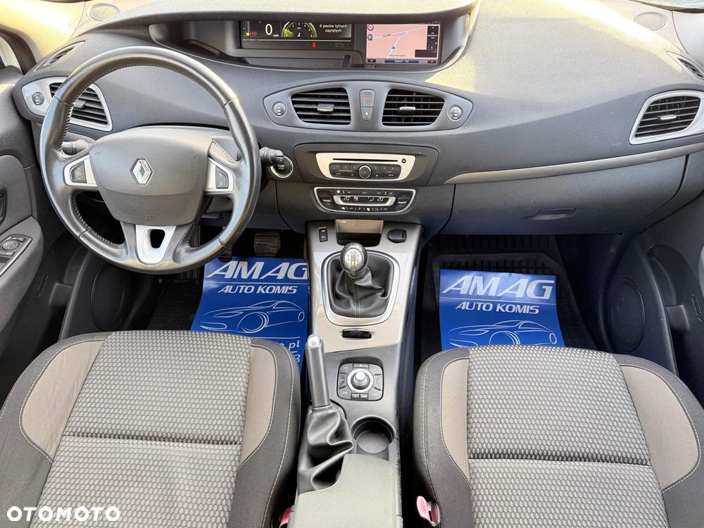 Renault Scenic dCi 110 Xmod Paris - 19