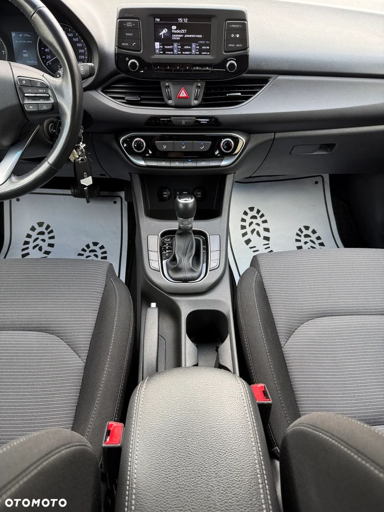 Hyundai i30 1.4 T-GDI Comfort DCT - 6