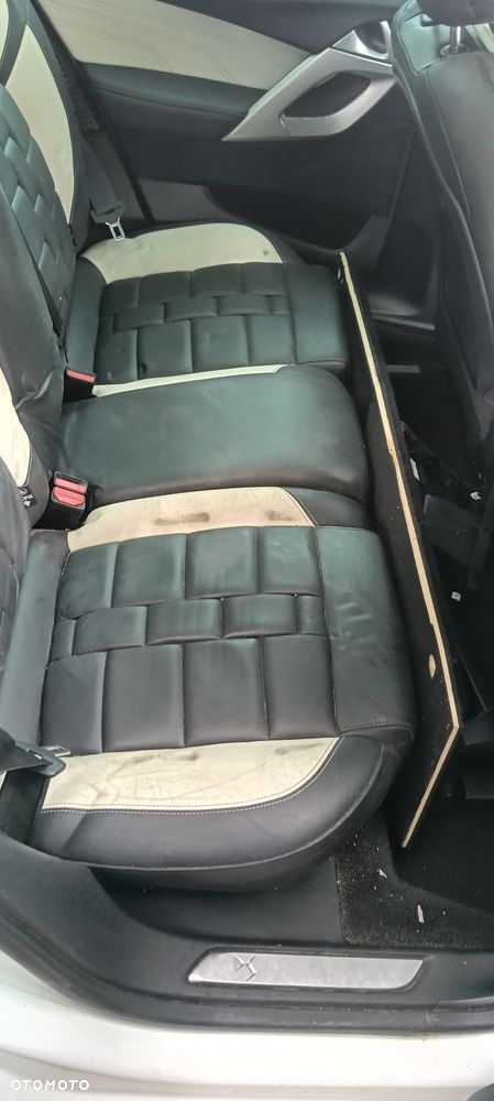 Citroën DS5 2.0 HDi Hybrid4 SportChic MCP - 15