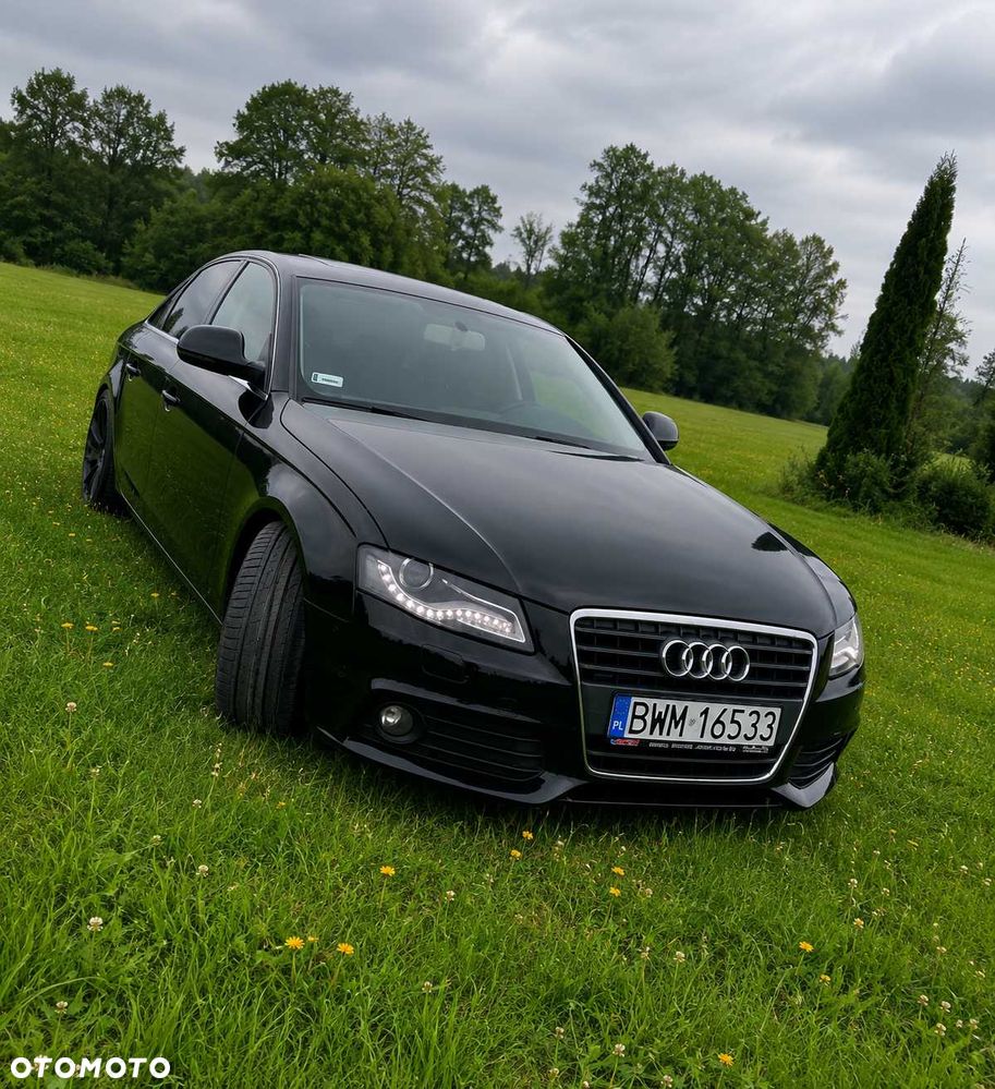 Audi A4 Limousine