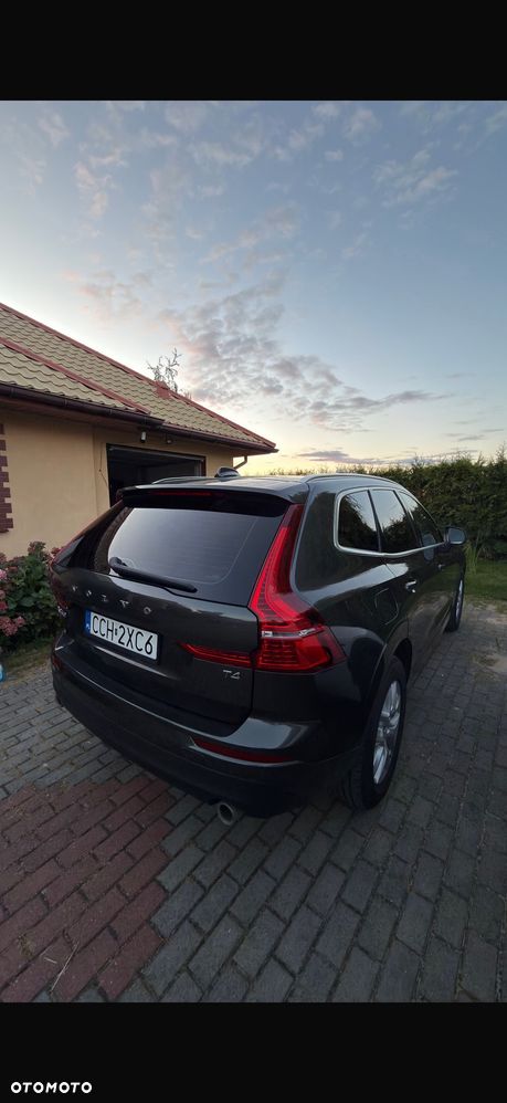 Volvo XC 60 T4 Momentum Pro - 5
