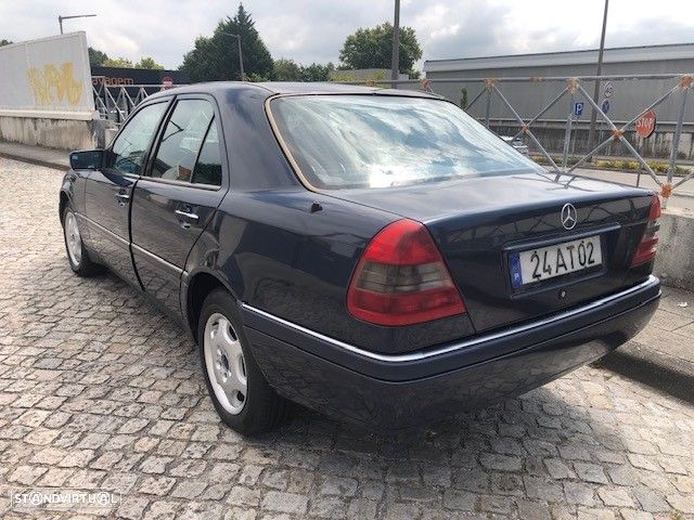 Mercedes-Benz C 220 D Elegance - 3