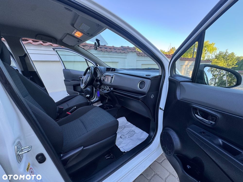 Toyota Yaris - 27