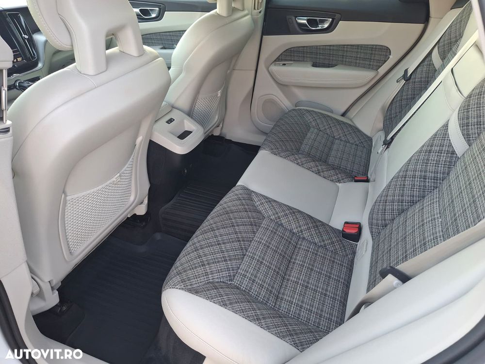Volvo XC 60 - 16