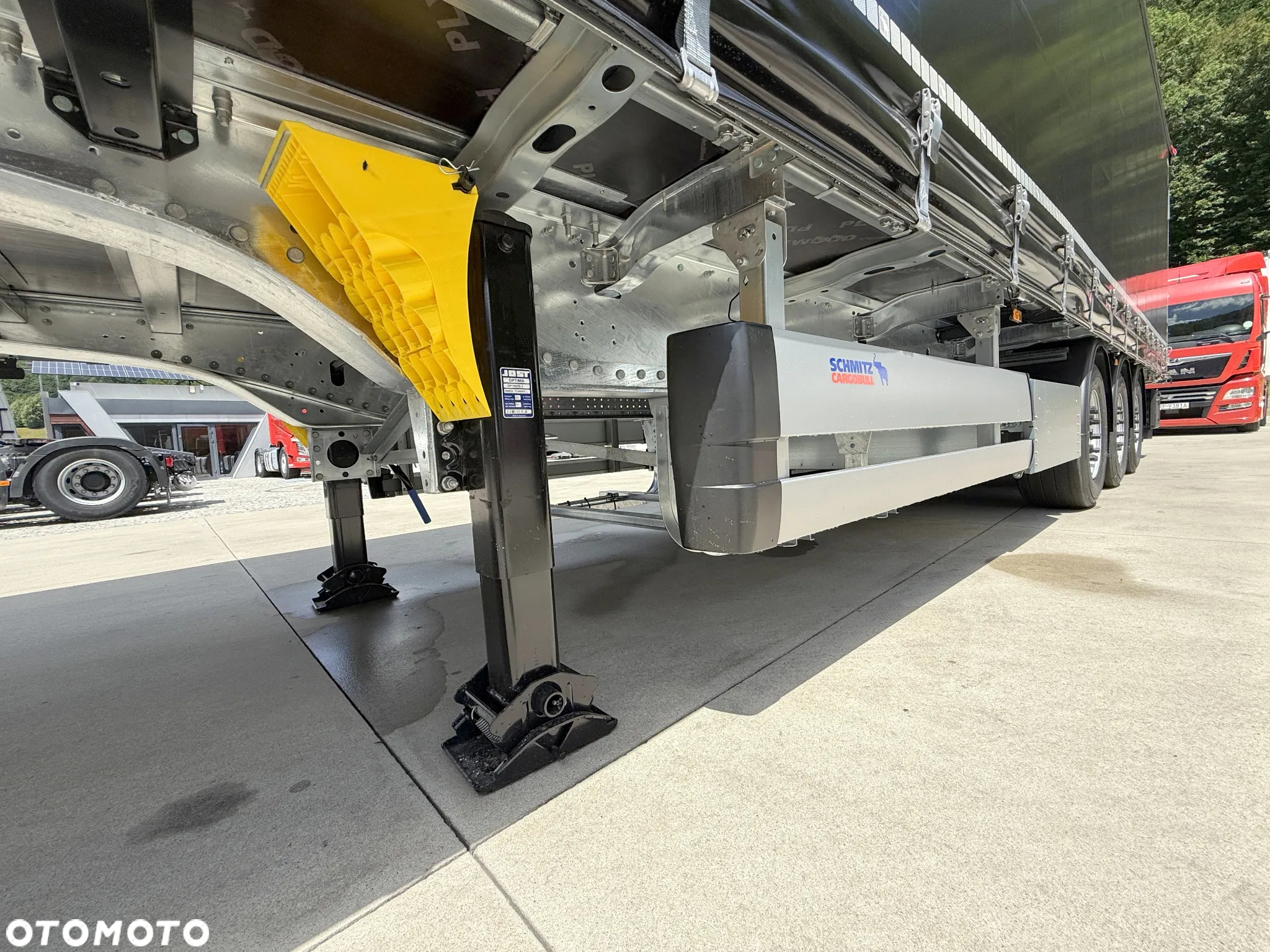 Schmitz Cargobull VARIOS + SKRZYNKA - 27