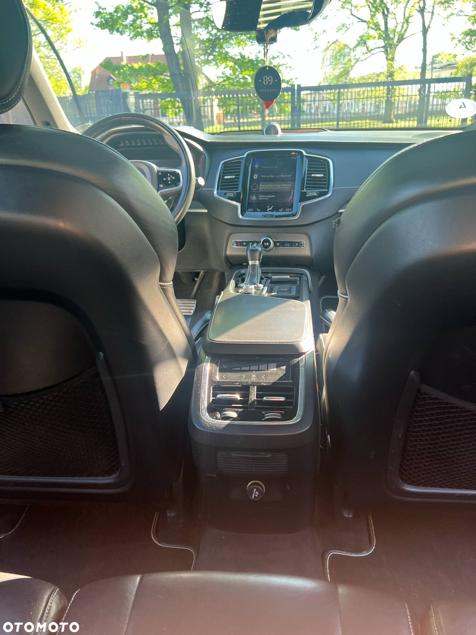 Volvo XC 90 D5 AWD R-Design 7os - 15