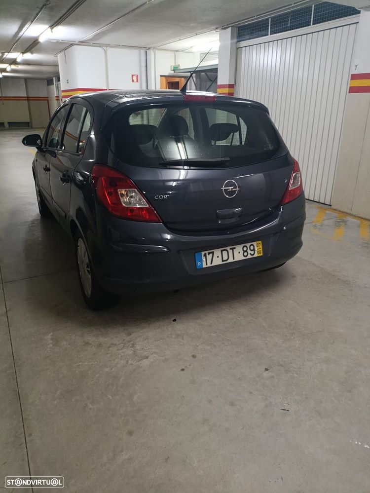Opel Corsa 1.2 CMON - 2