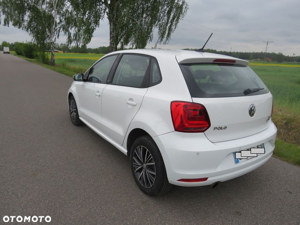 Volkswagen Polo 1.2 TSI MATCH - 18