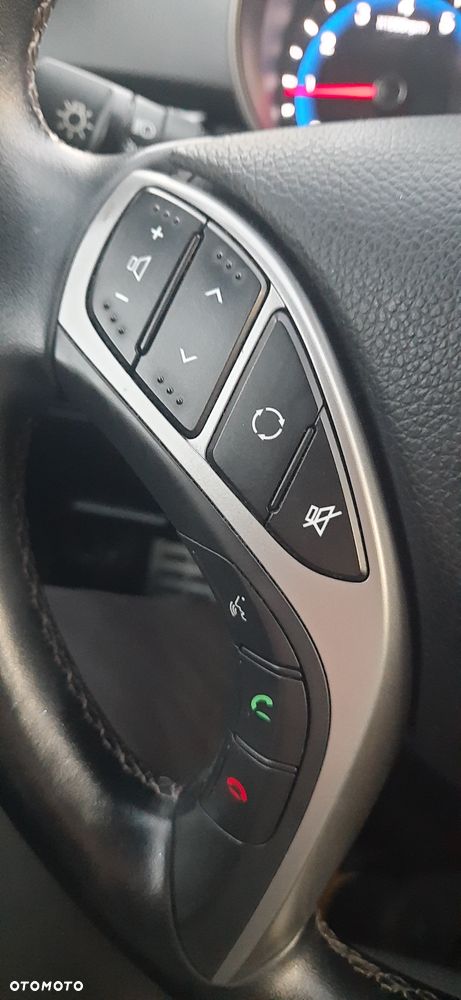 Hyundai i30 1.6 GDI BlueDrive Comfort - 19