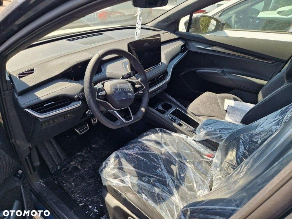 Skoda Elroq 60 63kWh Sportline - 4
