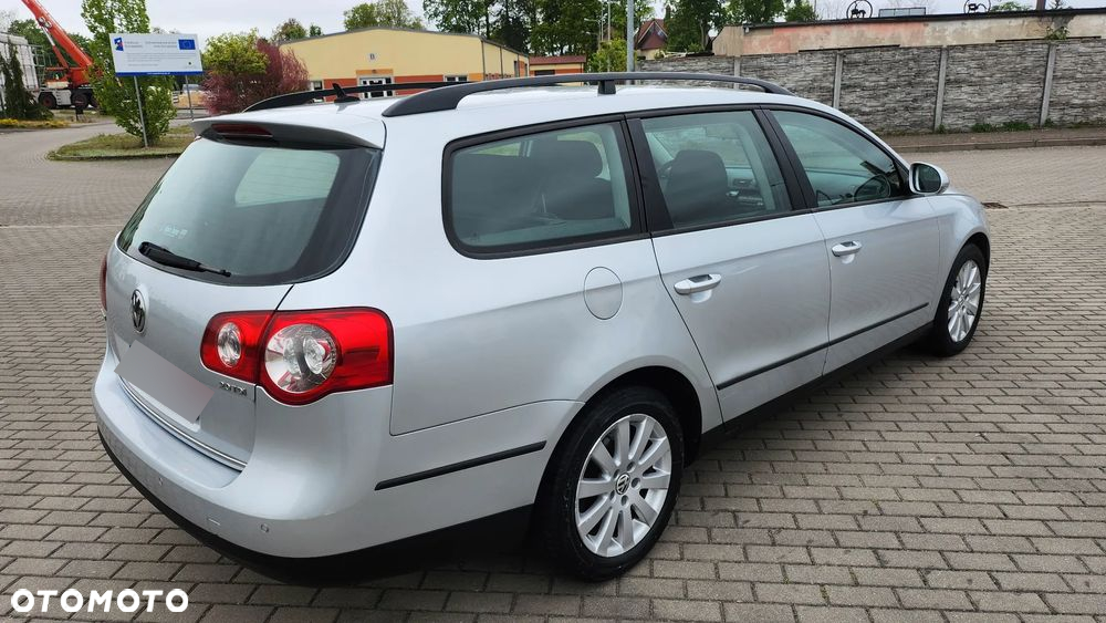 Volkswagen Passat 2.0 TDI DPF Comfortline - 25