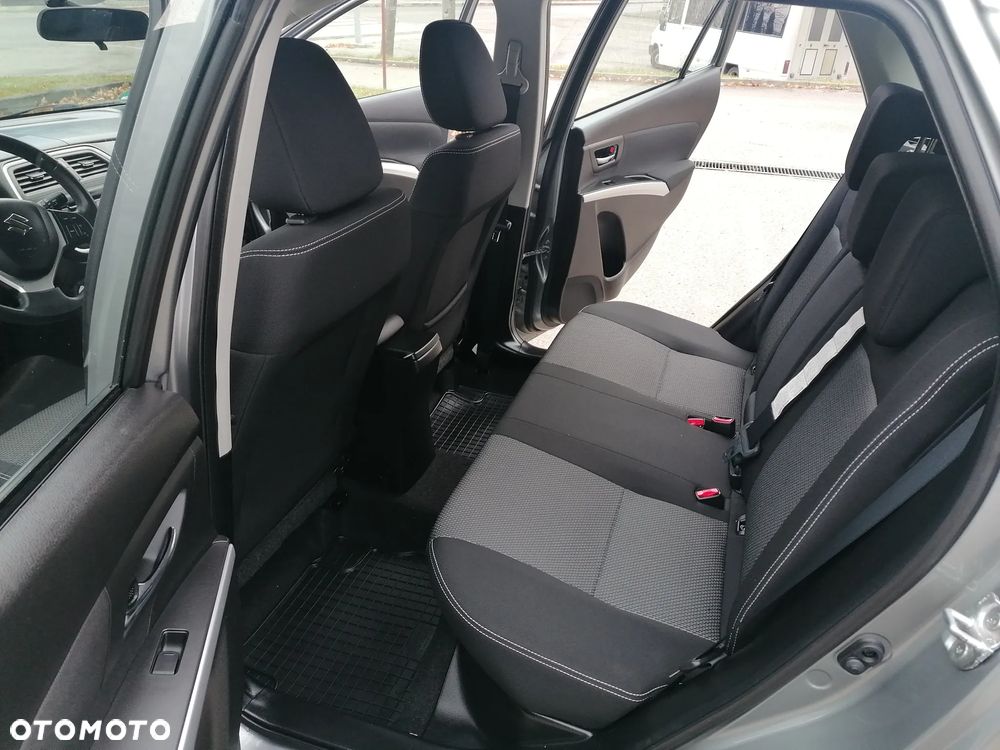 Suzuki SX4 S-Cross 1.6 VVT CVT 4x2 Comfort+ - 25