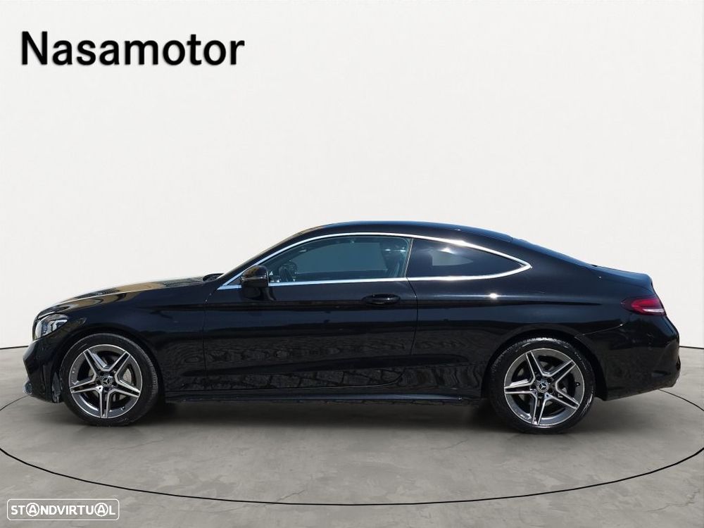 Mercedes-Benz C 220 d AMG Line — fotografia 8