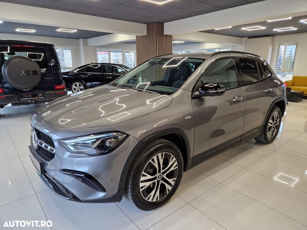 Mercedes-Benz GLA 250 e 8G-DCT - 18