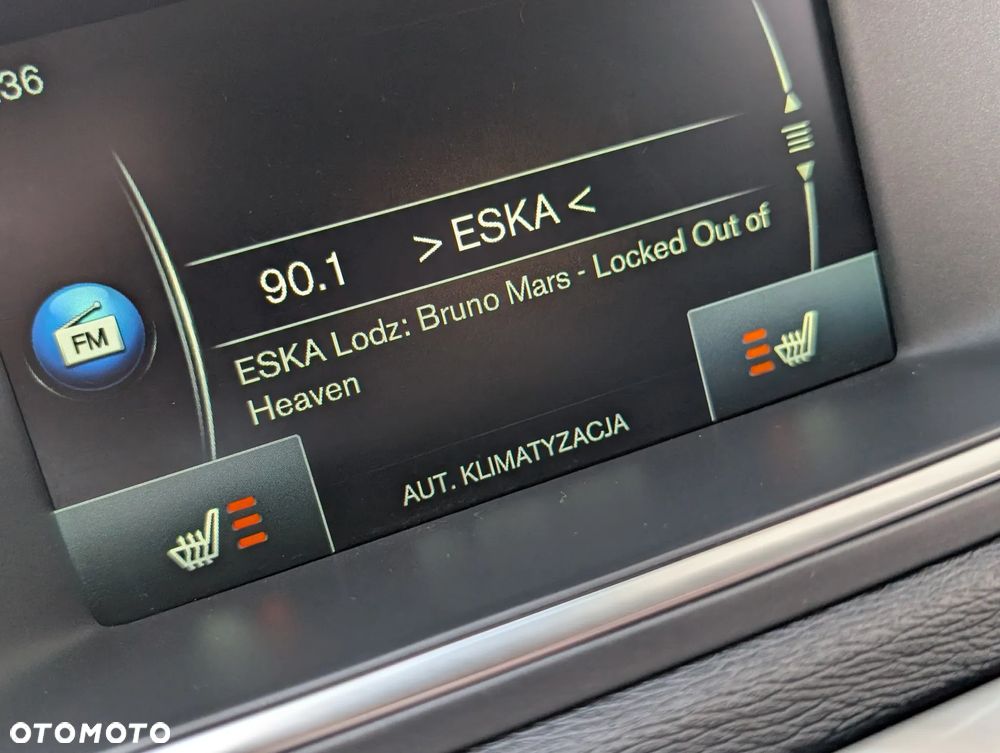 Volvo V40 Cross Country - 14