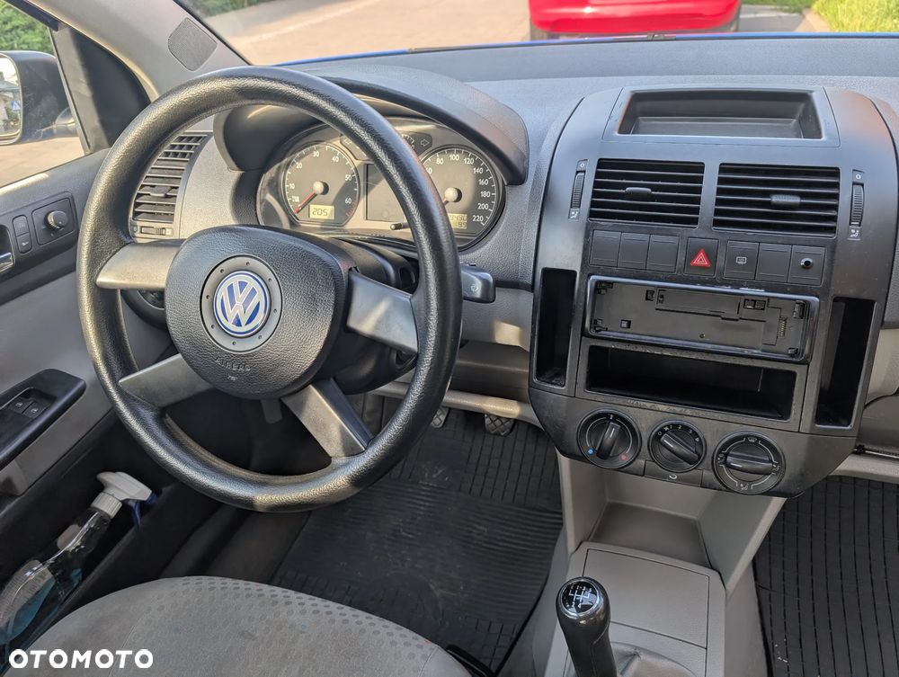 Volkswagen Polo 1.4 16V Basis - 8