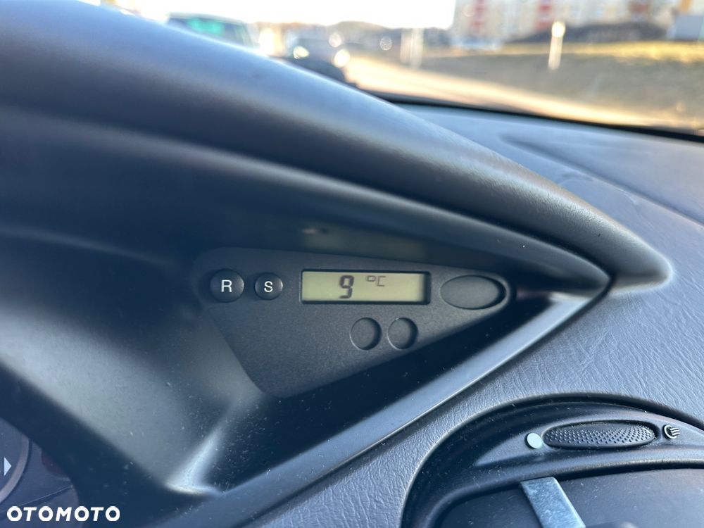 Ford Focus 1.6 FX Gold - 13