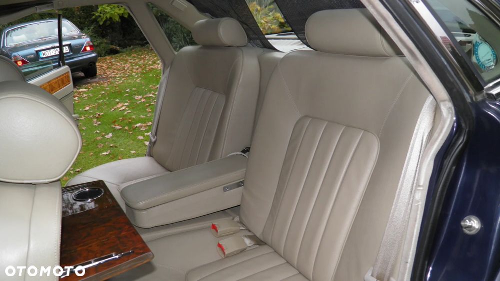 Jaguar Daimler 4.0i - 16