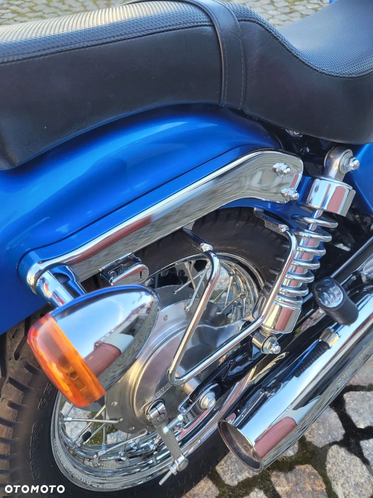 Suzuki Boulevard - 11