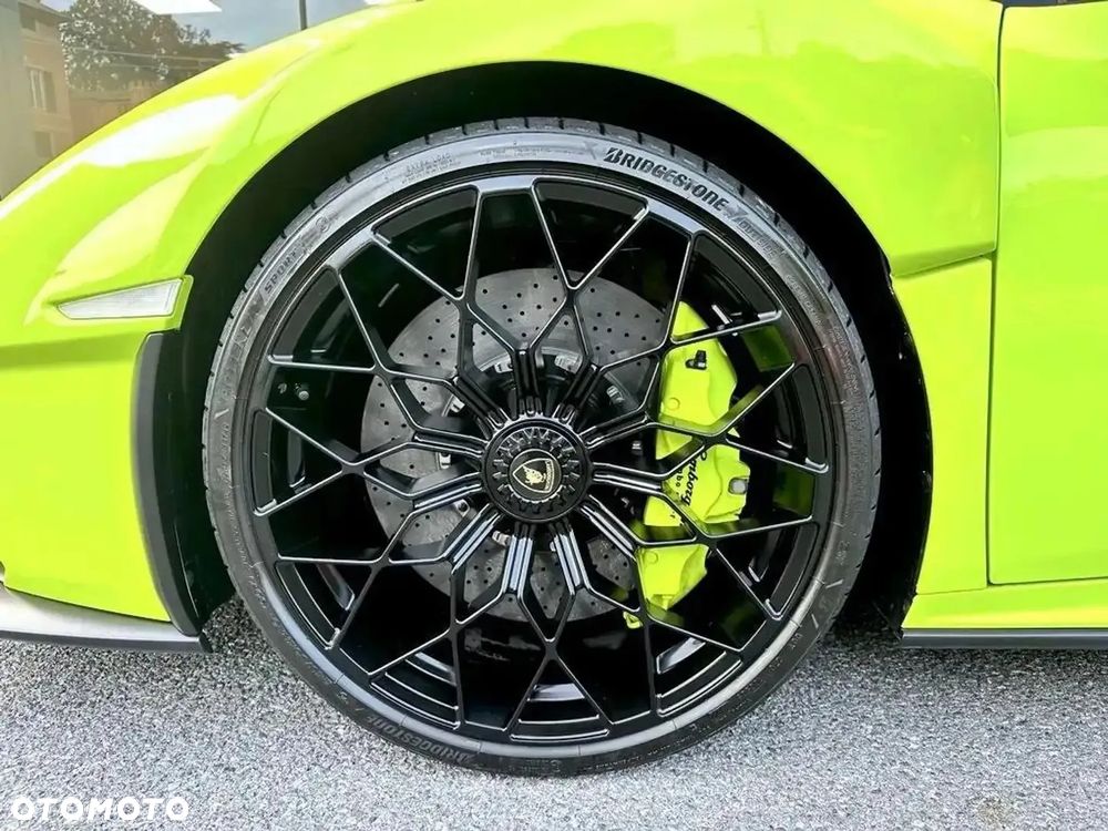 Lamborghini Huracan - 5