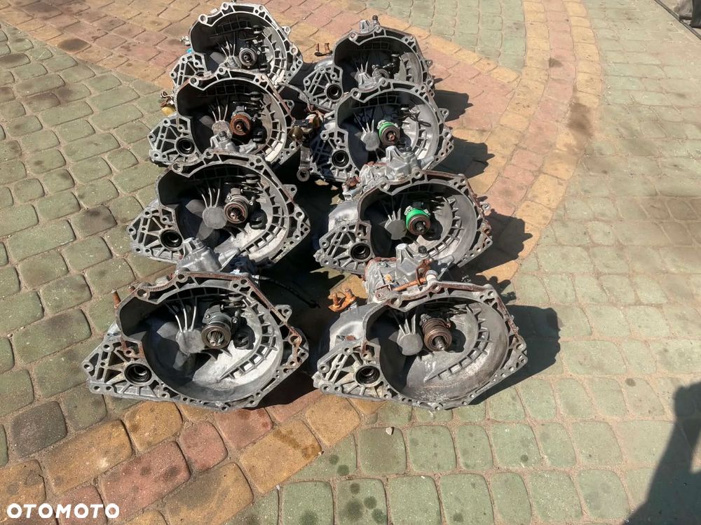 Skrzynia biegów Opel Zafira Meriva Astra F17C419 F17W419 - 3