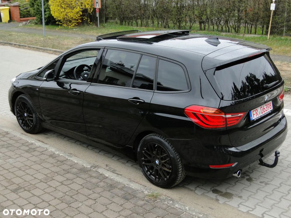 BMW Seria 2 218d Sport-Aut Luxury Line - 24