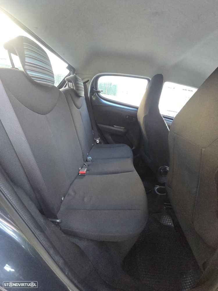 Citroën C1 1.0 VTi Shine ETG - 24