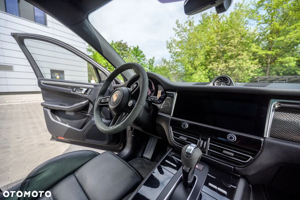 Porsche Macan - 15