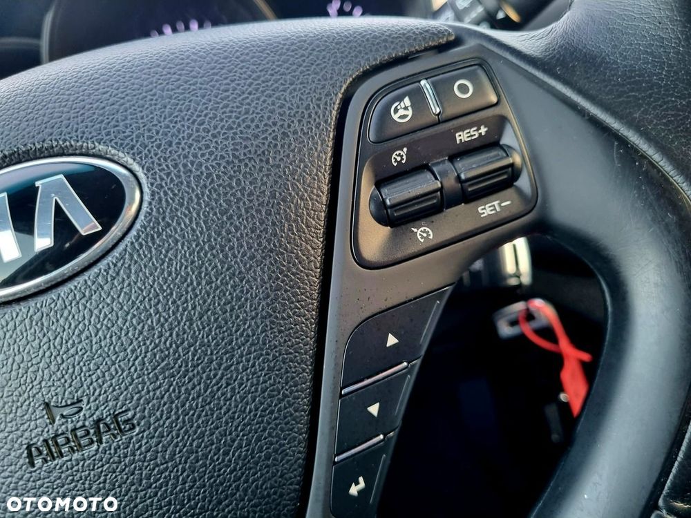 Kia Ceed 1.6 CRDi L - 17