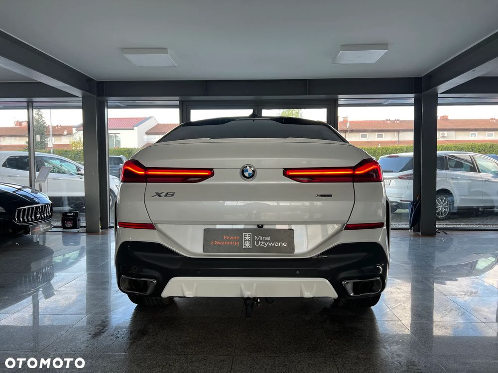 BMW X6 - 14