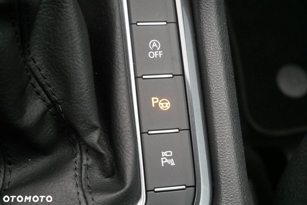 Volkswagen Tiguan 2.0 TSI 4Mot Elegance DSG - 30