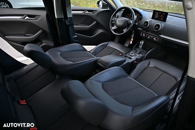 Audi A3 1.6 TDI S-Tronic Attraction - 10