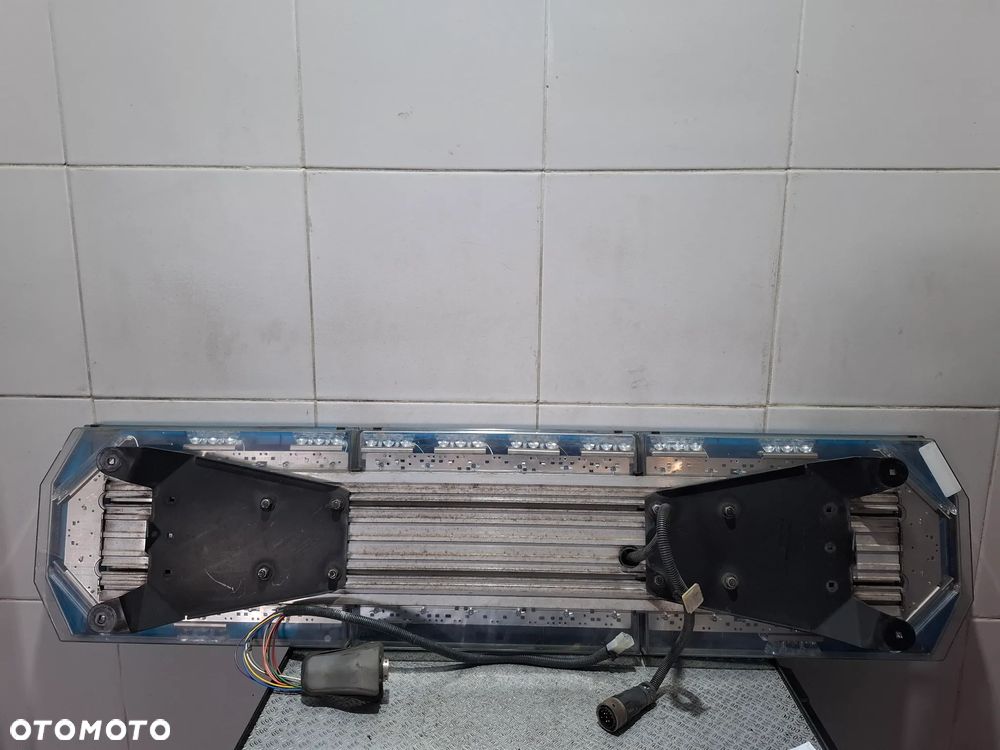 Kogut sygnalizator ambulansu led - 6